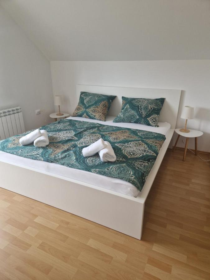 Green House Apartment Pivka Luaran gambar